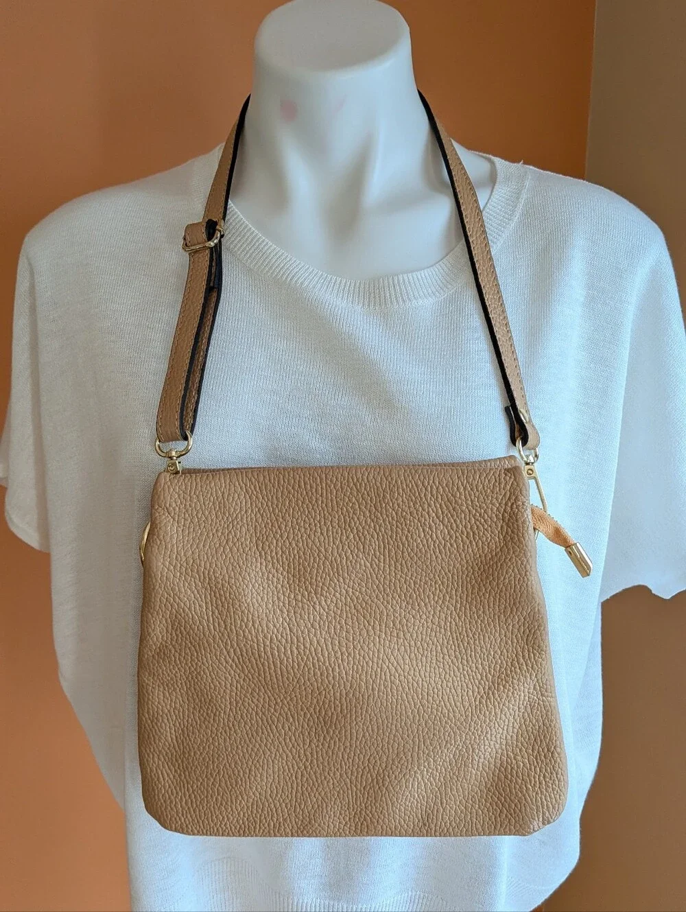 Debbie Katz Womens Beige Leather Crossbody Bag - Neutral Everyday Style